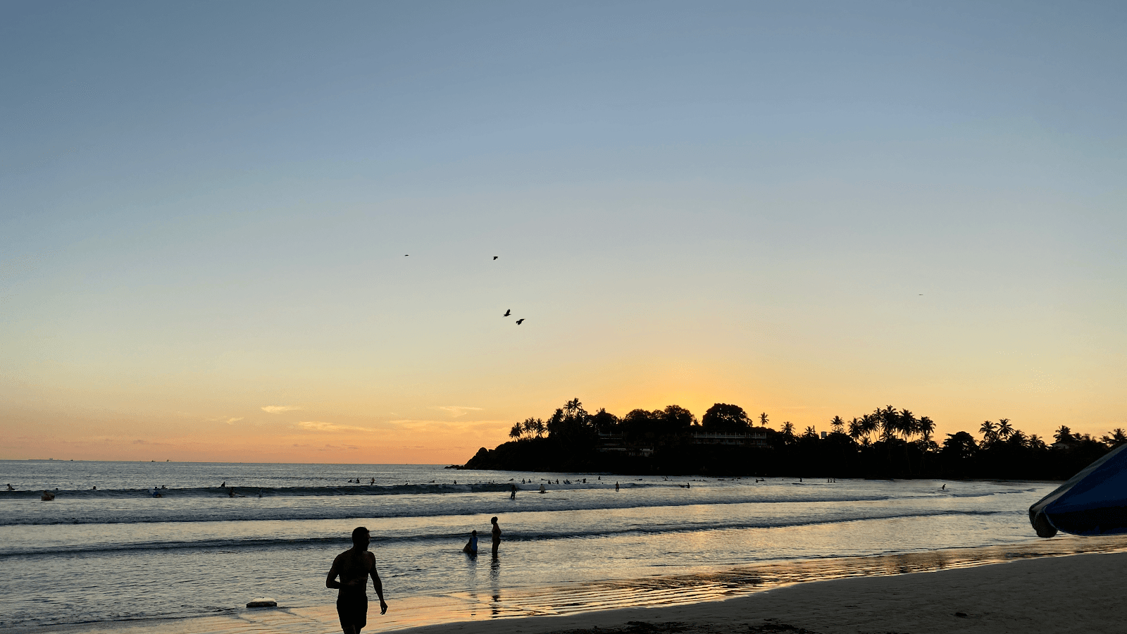 Surfing in Galle: A Beginner’s Guide to Dewata Beach (Catch Your First Wave)